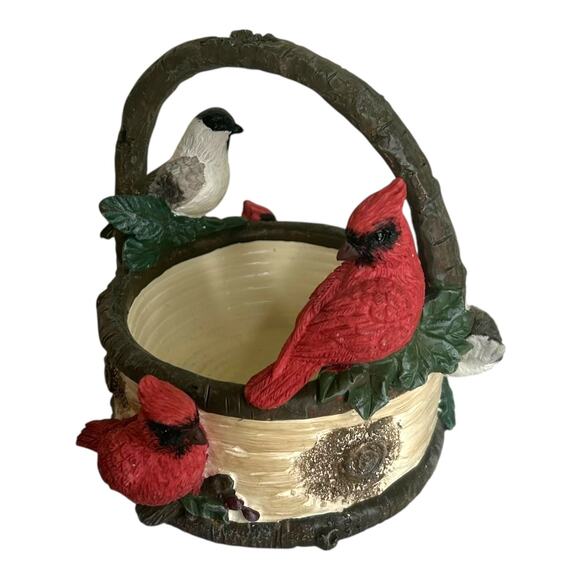 Vintage St. Nicholas Holiday Winter Ceramic Basket Cardinals Chickadee 1999 - Picture 6 of 8